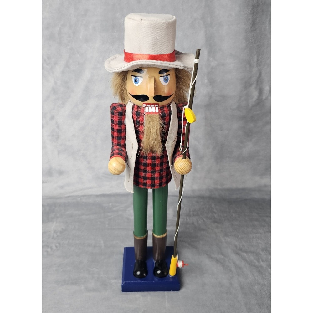 Beachcombers Coastal Life 15" Wood Fisherman Nutcracker Figurine Decoration Lake